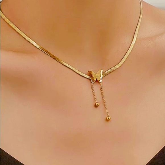 NEW 18K Gold Snake Chain Necklace Butterfly